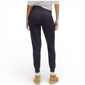 Lululemon Dance Studio Mid-Rise Jogger Full Length Black Night Size 2